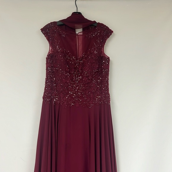 Carmen Blake by Mon Cheri beaded sleeveless fit and flare long Gown - Picture 3 of 11